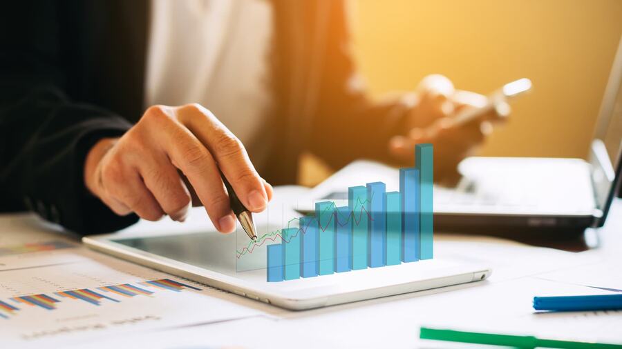 Company valuation and M&A